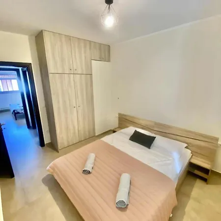 Two Bedrooms - Chora Nestor Center 아파트